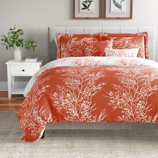 Plush Comforter, Linen Comforter, King Size Comforter Sets, Floral Comforter Sets, Foliage Design, King Size Comforters, Floral Comforter, Adequate Sleep, Reversible Comforter