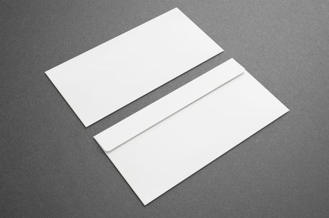 Making a #10 envelope using an 8.5" x 11" sheet of paper. Excellent directions!! Making Envelopes, Homemade Envelopes, Make An Envelope, Envelope Template Printable, Library Programming, How To Make Letters, Envelope Pattern, Flip Books, How To Make An Envelope