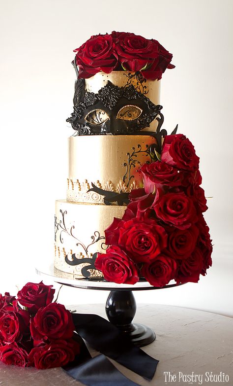 Quinceanera Masquerade, Sweet 16 Masquerade Party, Masquerade Cakes, Black Masquerade, Metallic Wedding Cakes, Masquerade Party Decorations, Masquerade Ball Party, Masquerade Theme, Masquerade Wedding