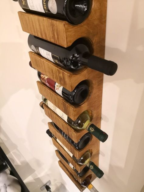 How To Build A DIY Wine Rack Wall Hanging Palette Wine Rack, Diy Wine Rack Plans, Diy Wine Bar, Cool Wine Racks, Wine Rack Ideas, Wine Rack Furniture, Wine Rack Projects, Wall Hanging Wine Rack, Wooden Wine Holder