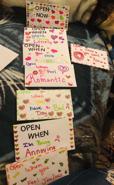 Pull Love Letter, Love Letter Box Ideas, Gf Letter Ideas, Pull Out Letter For Bf, Pull Out Love Letter, Pull Down Love Letter, Diy Love Letter, Love Letter Ideas, Letter To My Love