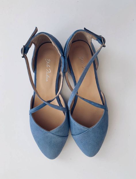 Blue Shoes Wedding, Blue Wedding Flats, Something Blue Shoes, Flats For Wedding, Flats Wedding Shoes, Flat Prom Shoes, Blue Low Heels, Casual Wedding Shoes, Wedding Shoes For Bride