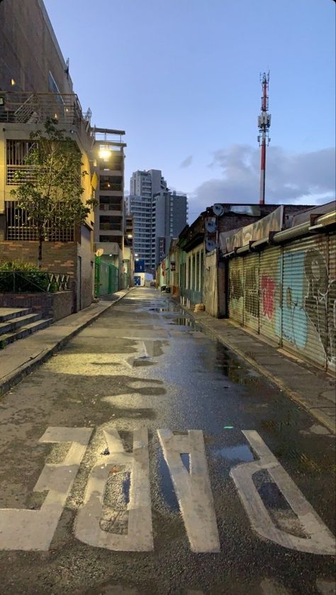 Street Background For Editing, Rain Vibes, Sunset Photography Nature, Street Background, Dancing Aesthetic, Photoshoot Concept, Dream City, Tumblr Wallpaper, City Art