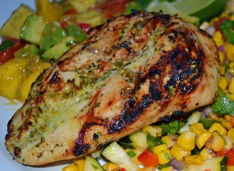 Pioneer Woman's Tequila Lime Chicken! Perfect for Cinco de Mayo. welcomecompany.wordpress.com Chicken Lime, Tequila Lime Chicken, Ree Drummond Recipes, Winner Winner Chicken Dinner, Lime Chicken, The Pioneer Woman, Poultry Recipes, Pioneer Woman, Main Meals