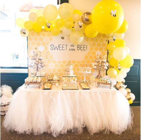 Swoon over this gorgeous bumble bee baby shower! The cookies are wonderful! See more party ideas and share yours at CatchMyParty.com #catchmyparty #partyideas #bumblebee #babyshower #beedesserttable #babyshowerdesserttable Bee Baby Shower Decoration, Bee Themed Birthday Party, What Will It Bee, Fiesta Shower, Honey Bee Baby Shower, Baby Boy Shower Party, Bee Birthday Party, Boy Baby Shower Ideas, Bee Baby Shower Theme