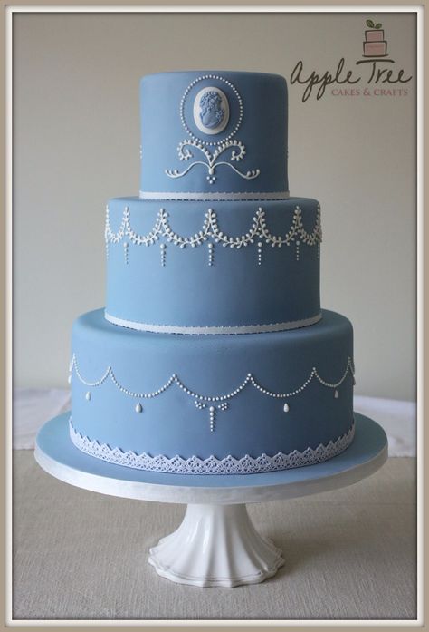 Wedgwood Wedding Cake by Apple Tree Cakes & Crafts Ltd. www.appletreecakesandcrafts.co.uk Wedgewood Wedding Cake, Wedding Cake Piping Designs Royal Icing, Royal Icing Wedding Cake, Wedgwood Cake, Vintage Wedding Cake Designs, Tree Cake Design, Wedding Baking, French Cakes, Blue Sweets