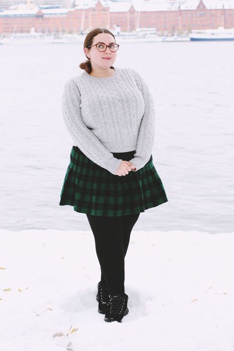 Plus size winter outfit Plus Size Skirt Outfits Winter, Plus Size Winter Outfits 2022, Mid Size Aesthetic, Summer Outfits Big Stomach, Aesthetic Plus Size, Plus Size Summer Outfits Big Stomach, Plus Size Turtleneck, Fat Guy Fashion, Big Stomach