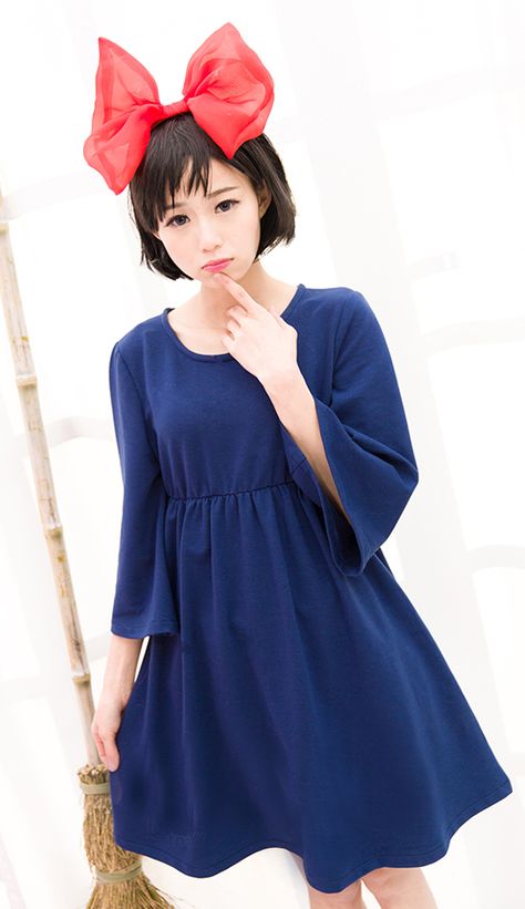 Kiki's Delivery Service Cosplay, Kiki Cosplay, Dbz Cosplay, Goku Cosplay, Easy Cosplay, Fitness Shirts, Miku Cosplay, Hallowen Costume, Kiki's Delivery Service