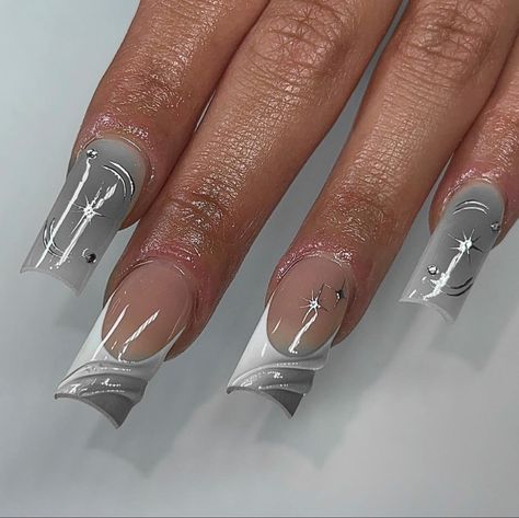 Grey French Tip Nails Square, Light Grey French Tip Nails, White And Gray French Tip Nails, Graduation Nails Square, Square Silver French Tips, Gray French Nails, Silver Chrome French Tip Nails Square, Grey French Nails, Grey French Tips