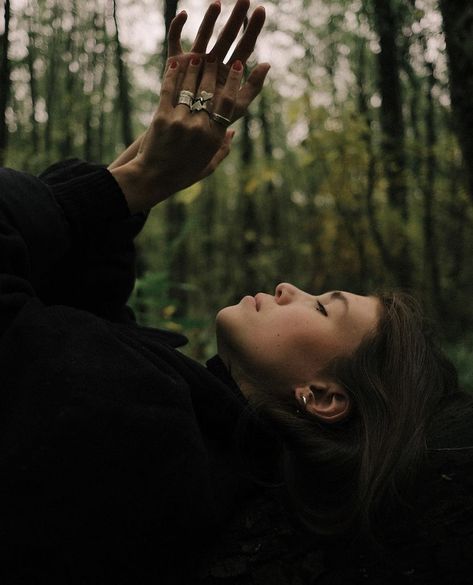 Cabin Portrait Photography, Woodland Portrait Photography, Black Dress Forest Photoshoot, Forest Shoot Photography, Rainy Forest Photoshoot, Woods Portrait Photography, Forest Photoshoot Aesthetic, Dark And Moody Photoshoot, Forest Photoshoot Woman