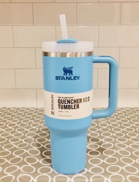 Blue Stanley, Stanley Adventure Quencher, Back To School List, Trendy Water Bottles, Stanley Adventure, Pool Blue, School List, Cute Water Bottles, 40 Oz Tumbler