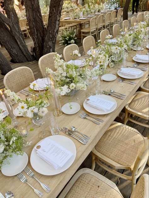 Menu With Place Card, Neutral Wedding Inspiration, Engagement Dinner, Table Arrangements Wedding, Tulum Wedding, Wedding Tablescape, Malibu Wedding, Neutral Wedding, Wedding Reception Tables