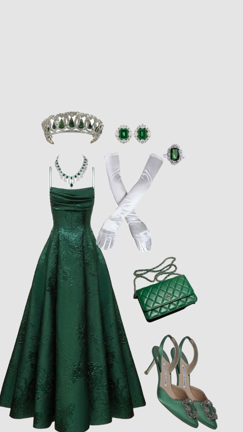 Outfits Timeless, Royal Family Fashion, Hot Prom Dress, Kate And Meghan, Backless Evening Dress, Elegant Outfits, Looks Party, Prom Dress Inspiration, Backless Prom Dresses