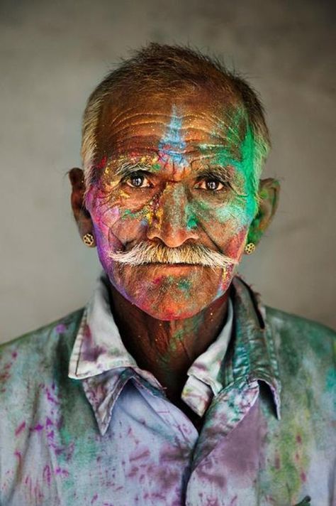 August Sander, Steve Mc, Steve Mccurry, Holi Festival, Foto Art, Many Faces, People Of The World, Interesting Faces, 인물 사진