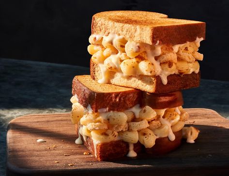 Panera Grilled Cheese, Grilled Mac And Cheese Sandwich, Mac And Cheese Sandwich, Grilled Mac And Cheese, Parmesan Cheese Crisps, Buffalo Chicken Sandwiches, Cheese Sandwich Recipes, Secret Menu Items, Cheese Crisps