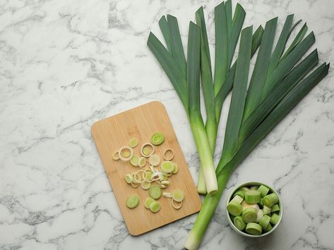 How To Store Leeks Properly: Keeping Leeks Fresh In 2023 Paper Pot, How To Store, Leeks, Tips And Tricks, Mason Jars, To Learn, Frozen