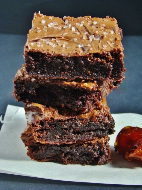 Date Recipes Desserts, Date Brownies, Date Recipes, Healthy Sweets Recipes, Healthy Sweets, Sweets Recipes, Healthy Dessert Recipes, Free Desserts, Healthy Baking