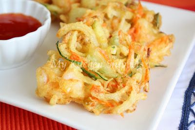 My Kitchen Snippets: Kakiage/Japanese Vegetable Fritters Veggie Tempura, Fritters Recipes, Tempura Vegetables, Vegetable Fritters, Tempura Recipe, Veggie Fritters, Veggie Fries, Fritter Recipes, Ginger Recipes