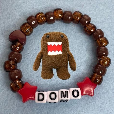 Domo Kandi Cuff, Kandi Bracelets Cuff, Kandi Bracelets Ideas Cuffs, Domo Kandi, Silly Bracelets, Kandi Bracelets Patterns, Kandi Cuff Ideas, Scene Bracelets, Kandi Jewelry