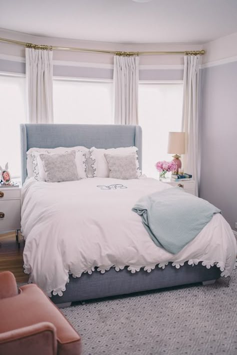 Gal Meets Glam Our Bedroom - Serena & Lily bed, Julia B Linens Serena Lily, Room Details, Simple Bedroom, House Room, Dream Rooms, Vintage Lamps, Beautiful Bedrooms, Home Decor Trends, Bay Window