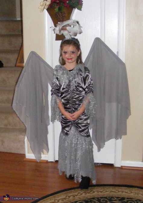 The Dark Angel Costume Diy Angel Costume, Dark Angel Halloween Costume, Best Diy Costumes, Angel Costume Ideas, Angel Costume Diy, Dark Angel Costume, Christmas Plays, Dark Costumes, Angel Halloween Costumes