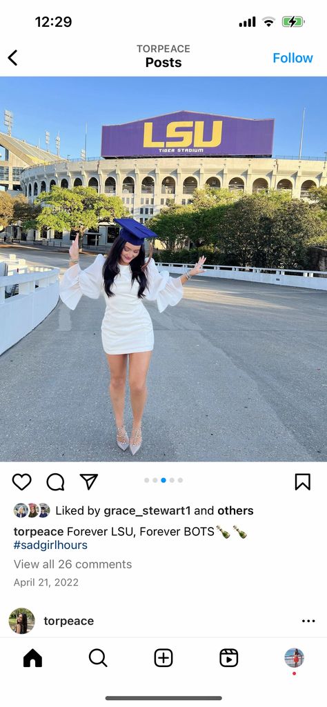 Lsu Graduation Pictures, Lsu Graduation, Lsu Tiger Stadium, College Graduation Photoshoot, Tiger Stadium, Smart Girl, Graduation Photoshoot, Grad Pics, Grad Photos