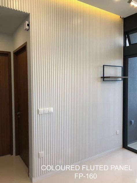 white slat wall panel design | Gallery White Fluted Wall Panel, White Fluted Panel, Wood Home Decor Ideas, Feature Wall Cladding, Fluted Wall Panel, Wall Cladding Interior, Fluted Panel, White Wood Paneling, Fluted Wall