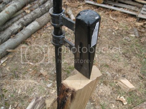 Made a Kindling Splitter today | Arborist, Chainsaw & Tree Work Forum Kindling Splitter, Cool Welding Projects, Wood Splitter, Log Splitter, Diy Welding, Metal Welding, Shower Tile Designs, Cool Woodworking Projects, Diy Holz