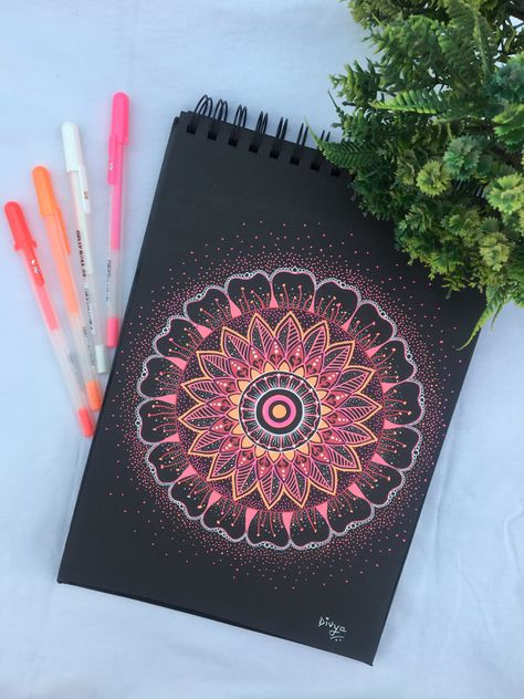 Mandala ideas Gellyroll Pen, Mandala Workshop, Round Drawing, Bullet Journal Hand Lettering, Saas Website, Colourful Mandala, Mandala Sketch, Markers Drawing Ideas, Doddle Art