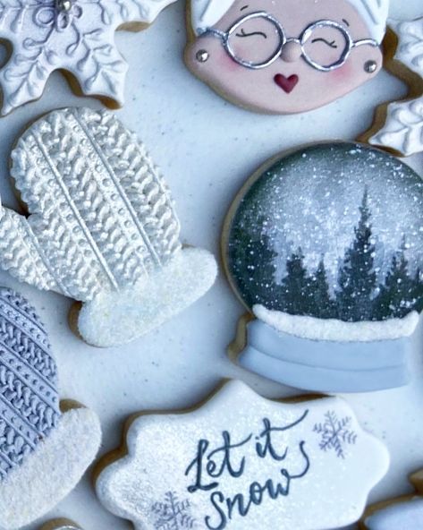 Snow Globe Sugar Cookies Decorated, Snowglobe Sugar Cookies, Snowglobe Cookies Decorated, Snow Globe Cookies Decorated, Snow Globe Sugar Cookies, Snow Globe Cookies, Snow Globe Cookie, Globe Cookies, Snowglobe Cookies