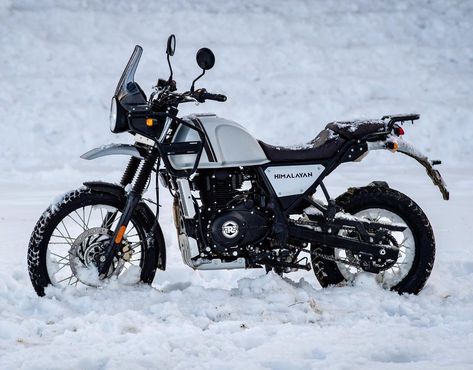 Himalayan Royal Enfield, Meteor 350, Royal Enfield India, Royal Enfield Himalayan, Enfield Bike, Enfield Himalayan, Enfield Motorcycle, Bike Pictures, Cool Wallpapers For Phones