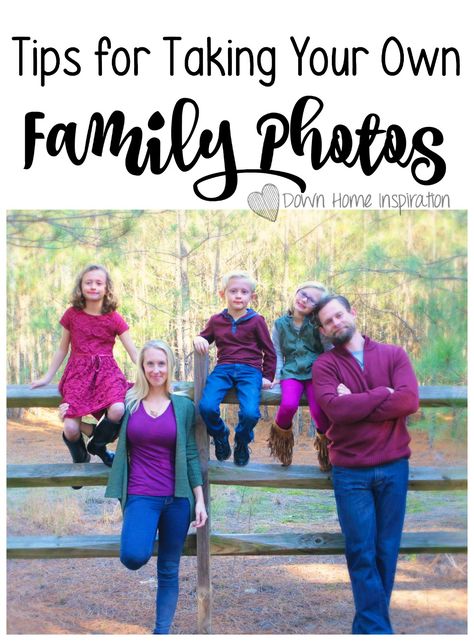 Tips for Taking Your Own Family Photos - Down Home Inspiration Large Family Poses, Large Family Photos, Sibling Poses, Family Photoshoot Outfits, Family Beach Pictures, Family Photo Pose, Toddler Photography, Beach Family Photos, Christmas Family Photos