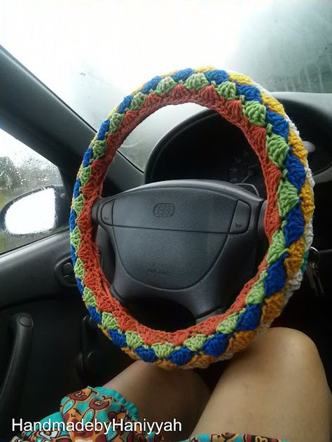 Steering Wheel Crochet Cover, Crochet Cars, Wheel Crochet, Car Crochet, Crochet Steering Wheel, Classy Crochet, Car Vibes, Cars Accessories, Idle Hands