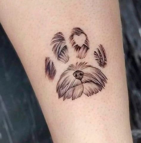 Tatuajes de mascotas para los amantes de los perros y gatos | Glamour Paw Tattoo Ideas, Tattoo Perro, Animal Tattoo Designs, Tatoo Dog, Dog Memorial Tattoos, Pawprint Tattoo, Dog Paw Tattoo, Paw Tattoo, Tasteful Tattoos