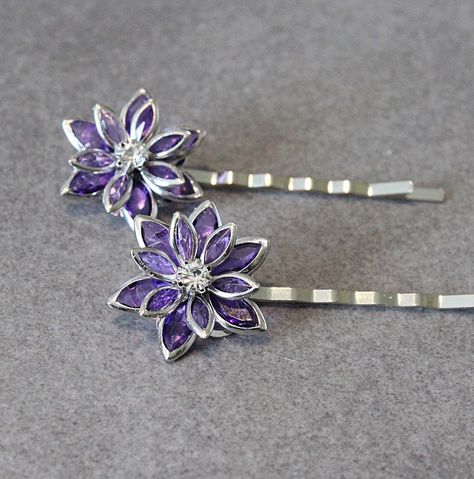 Purple Flower Hair Piece, Dark Purple Hair Accessories, Light Purple Accessories, Purple Hairclips, Light Purple Jewelry, Purple Hair Accessories, Quick Updo, Sparkly Hair, Dark Purple Hair