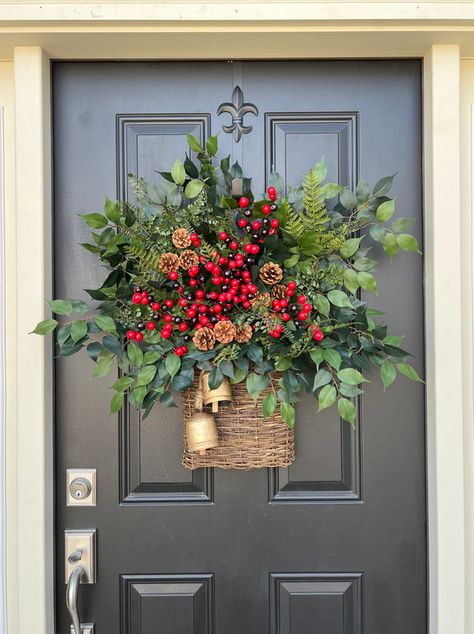 Wall basket decor