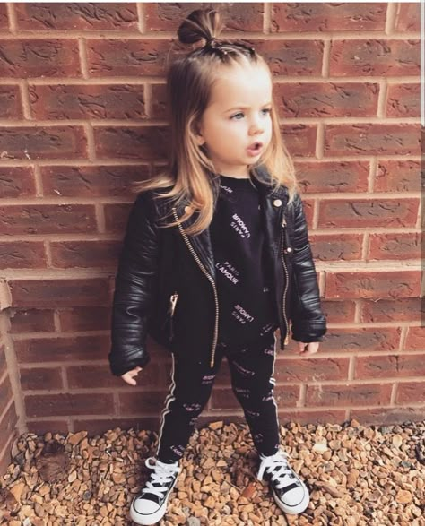 Diy Rockstar Outfit For Kids, Rockstar Costume Kids, Toddler Rock Star Costume, Toddler Rock Band Costume, Toddler Rockstar Outfit, Punk Baby Girl, Punk Rock Baby, Rock Star Outfit, Gothic Baby