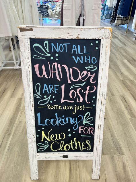 Funny Store Signs Business, Cute Boutique Chalkboard Signs, Booth Signage Ideas, Retail Chalkboard Signs, Fall Chalkboard Signs, Boutique Chalkboard Signs, Boutique Signs Ideas Store Fronts, Boutique Chalkboard, Boutique Store Front Ideas