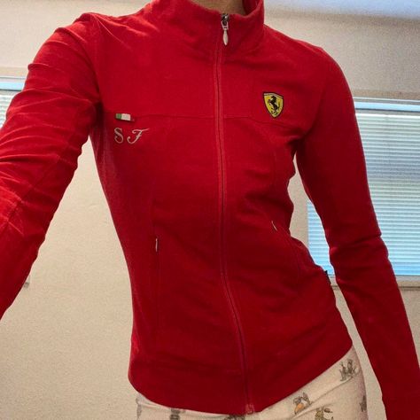 Ferrari Ferrari Shirt Aesthetic, Ferrari Clothes Women, Ferrari Girl Outfit, Ferrari Clothing, Ferrari Clothes, Ferrari Outfit, Ferrari Merch, Ferrari Hoodie, F1 Clothes