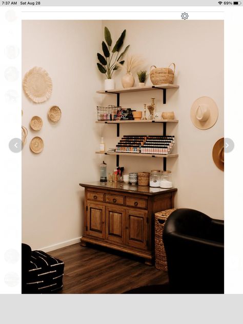 Small Salon Suites Ideas, Amazon Salon Decor, Hair Corner In Bedroom, Small Color Bar Salon Ideas, Antique Salon Decor, Grunge Salon Aesthetic, Small Salon Decorating Ideas, Western Salon Suite, Ikea Salon Station Ideas