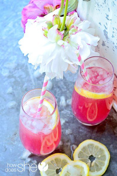 Prickly Pear Lemonade Prickly Pear Lemonade Recipe, Prickly Pear Lemonade, Pear Lemonade, Pink Lemonade Drink, Strawberry Lemonade Sangria, Prickly Pear Recipes, Juice Popsicles, Prickly Pear Juice, Lemonade Sangria