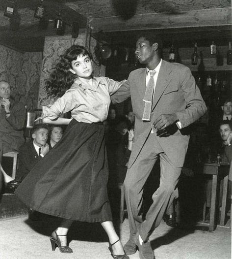 James Campbell, Dancing Together, Vintage Foto's, Jitterbug, Robert Doisneau, Lindy Hop, Shall We Dance, Louis Armstrong, Paul Newman