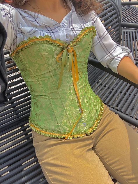 Y2k outfit inspo indie top ootd fit fits corset corset top green corset top green corset outfit aesthetic Y2k Indie Outfits, Green Corset Outfit, Indie Corset Outfit, Outfit Inspo Corset, Green Summer Corset, Luxury Green Corset With Corset Back, Corset Top Green, Corset Outfit Aesthetic, Green Underbust Corset