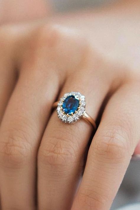 27 Best Rose Gold Engagement Rings For A Tender Look ❤️ best rose gold engagement rings halo floral sapphire ❤️ More on the blog: https://ohsoperfectproposal.com/best-rose-gold-engagement-rings/ Gold Engagement Rings Halo, Vintage Inspired Engagement Rings, Wedding Rings Halo, Beautiful Engagement Rings, Wedding Rings Unique, Rose Gold Engagement, Wedding Rings Vintage, Halo Engagement Rings, Sapphire Engagement