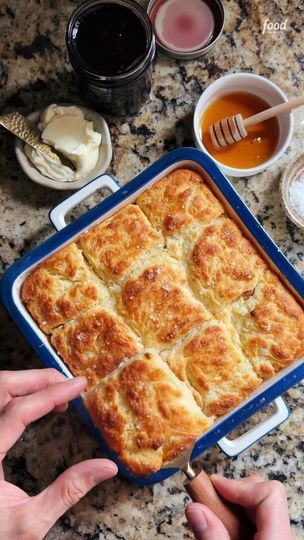 875K views · 12K reactions | Butter Swim Biscuits | Butter Swim Biscuits bake up in a bath of melted butter for the ultimate rich and fluffy result 🧈

Get the recipe: https://foodtv.com/4bakNcF | By Food Network | Facebook Food Network Butter Swim Biscuits, Biscuits Butter, Butter Swim Biscuits, Swim Biscuits, Biscuit Bake, Candy Cookies, Pizza Bread, Biscuit Recipe, Sugar And Spice