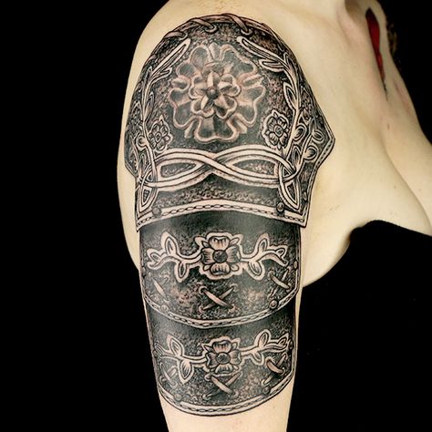 Shoulder Armor Tattoos by Dave Robinowitz Feminine Armor, Feminin Tattoo, Tattoo Armor, Armor Female, Armor Of God Tattoo, Armour Tattoo, Shoulder Armor Tattoo, Body Armor Tattoo, Shield Tattoo