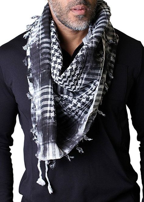 Mens Scarf Fashion, Shemagh Scarf, Mode Rock, Perfect Winter Outfit, Mens Fashion Wedding, Mens Fashion Blazer, Mens Fashion Rugged, Mens Fashion Photography, Herren Outfit