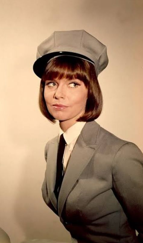 "Agent 99" from Get Smart (Barbara Feldon) Barbara Feldon, Agent 99, 1960s Fashion Women, Comedy Dance, Rain Fashion, Human Oddities, Get Smart, Jennifer Aniston Hot, Dream Of Jeannie