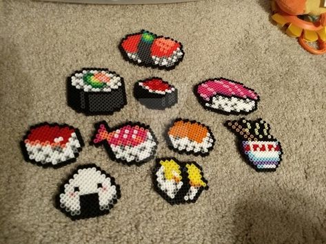 Perleplader Ideas, Melt Beads Patterns, Hama Art, Hamma Beads Ideas, Easy Perler Bead Patterns, Melty Bead Patterns, Pearl Beads Pattern, Easy Perler Beads Ideas, Hama Beads Design