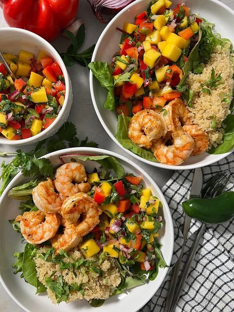 See our easy and delicious 15-minute Shrimp & Quinoa Salad recipe. All of our healthy and nutritious recipes will support your weight loss goals. Quinoa Bowl Recipes Healthy, Shrimp Quinoa Bowl, Gina Livy, Mango Quinoa Salad, Shrimp Quinoa, Shrimp Mango, Quinoa Wrap, Salad With Mango, Shrimp And Quinoa